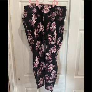 Women’s plus athletic pants